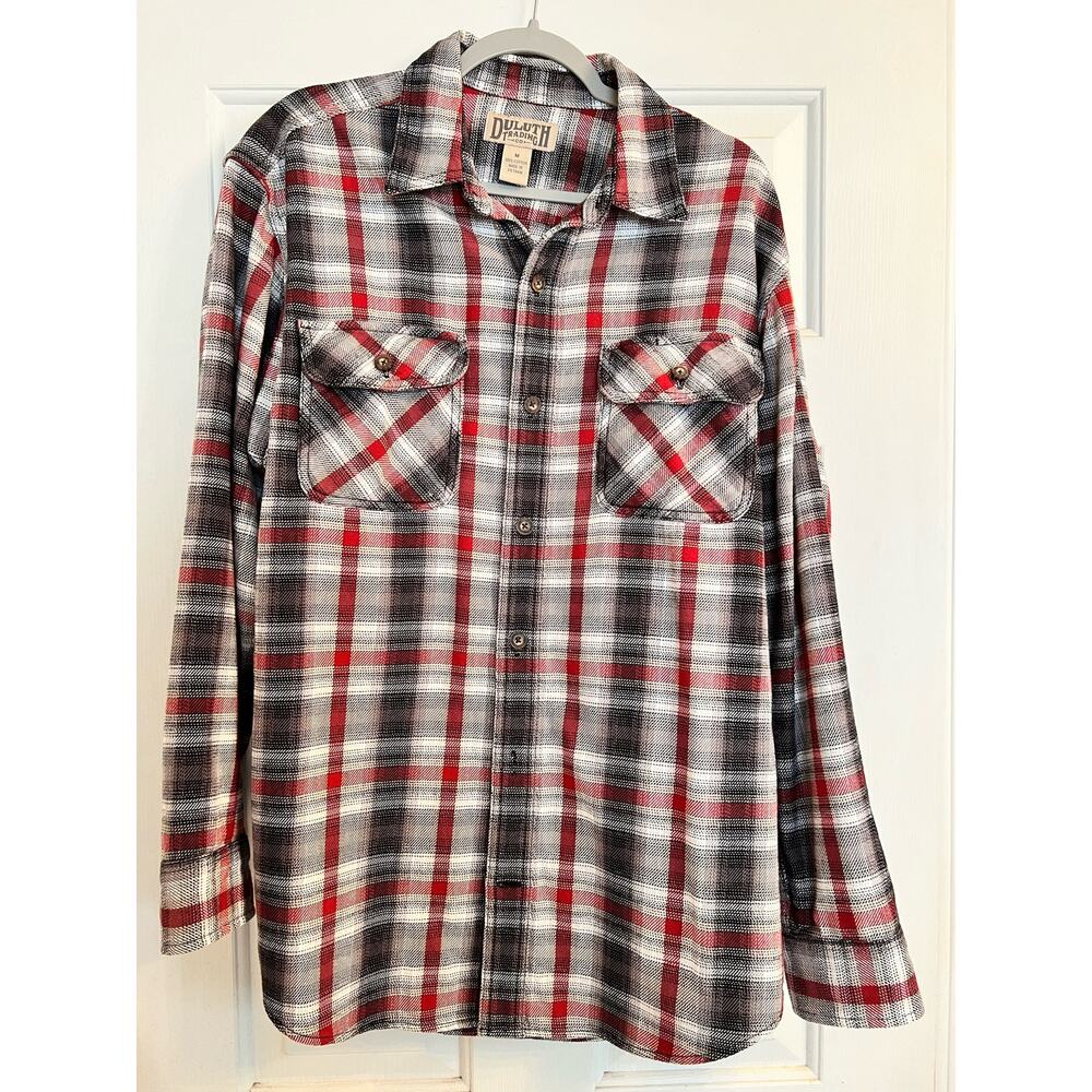 Duluth Trading Company Red and Black Plaid Flannel Button Up Shirt - Size M